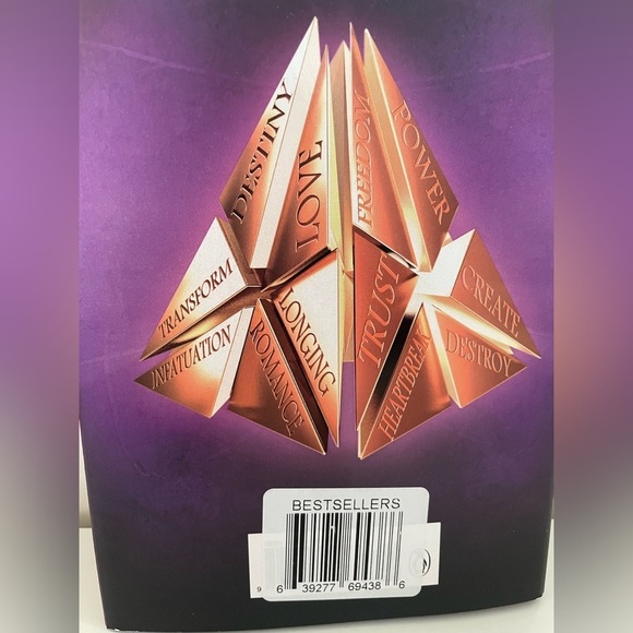 Earth Bound by Aprilynne Pike Hardcover Mystery, Supernatural Fiction Book - Picture 8 of 11